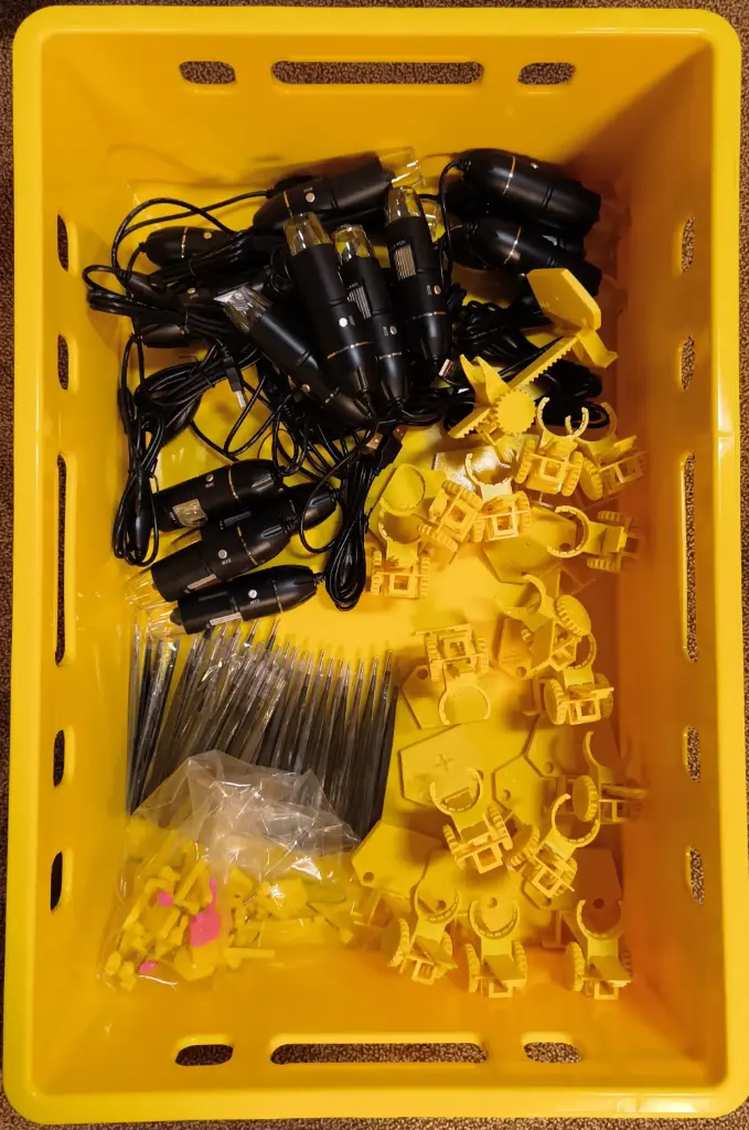 16 microscoop werkplekken set Junior IOT A8
